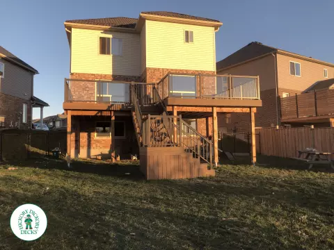 Fiberon deck in Cambridge Ontario