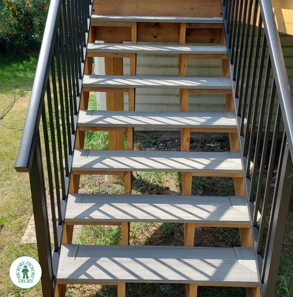 Evalast deck with aluminum railings in Calgary