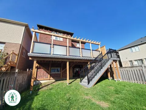 Clubhouse high deck with privacy in Ancaster
