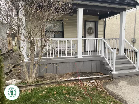 Fiberon Porch in St. Catharines