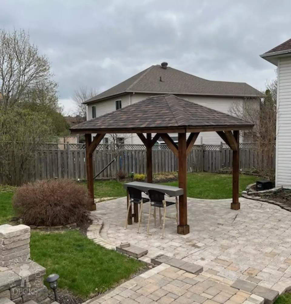Fiberon Deck and Custom Pavilion in Kanata Ontario