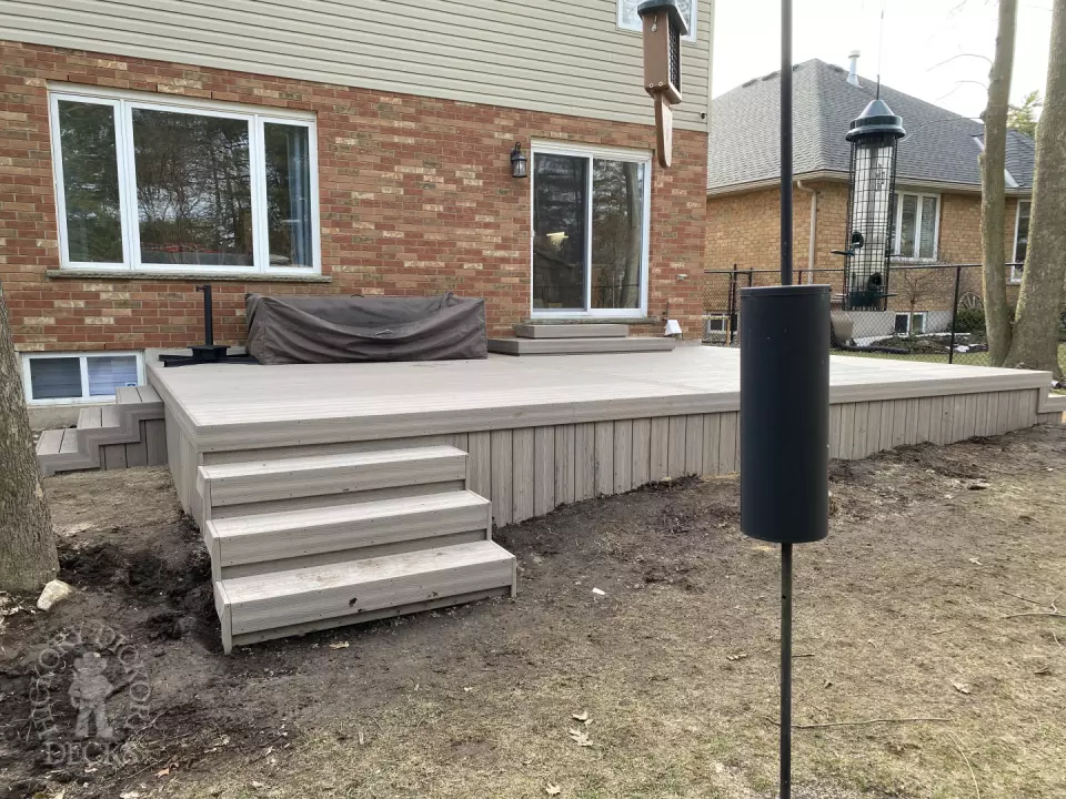 Fiberon low deck in Cambridge Ontario Fiberon low deck in Cambridge Ontario