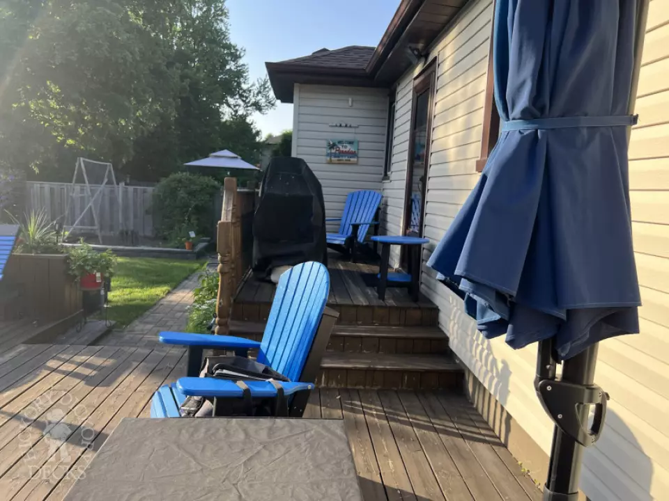 Brown composite pool deck Brown composite pool deck