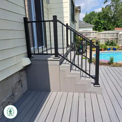 Fiberon deck in Kanata