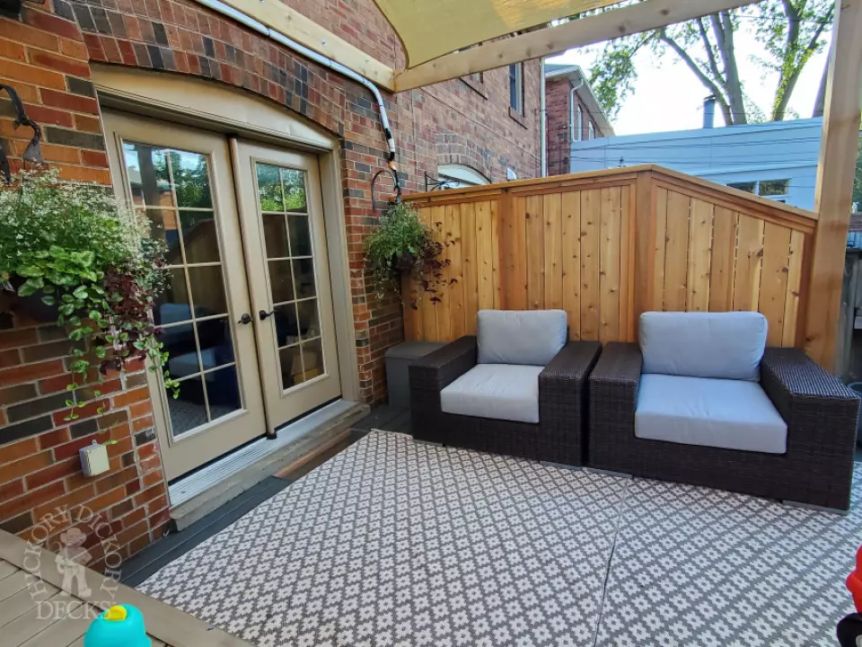 Armadillo deck with privacy screen and pergola in Toronto