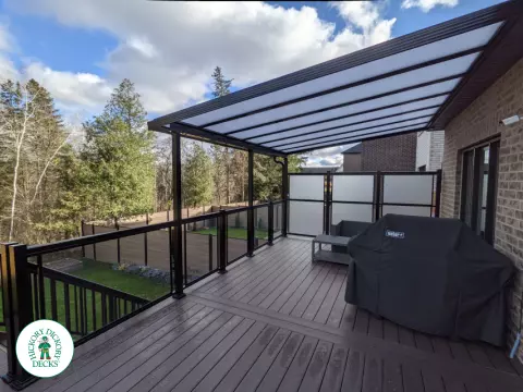 Clubhouse deck and sunroom Cambridge Clubhouse deck and sunroom Cambridge