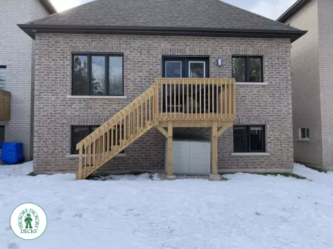 Clubhouse deck and sunroom Cambridge
