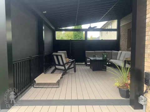 Cambridge deck with shed roof