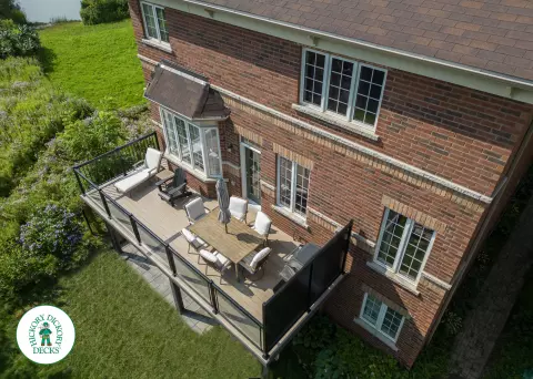 High clubhouse deck with privacy screen