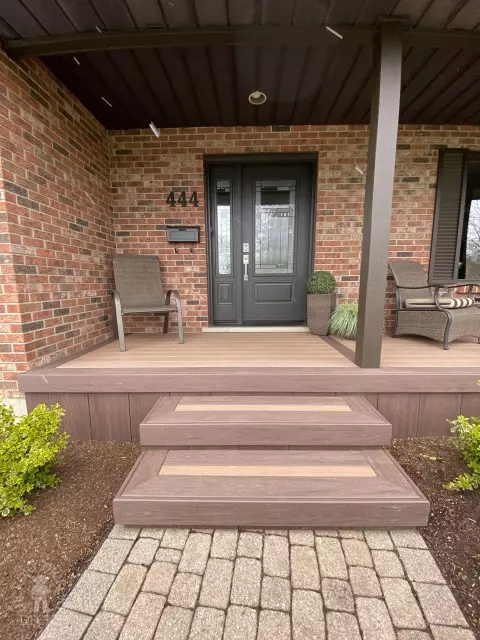 Veka front porch in Waterloo
