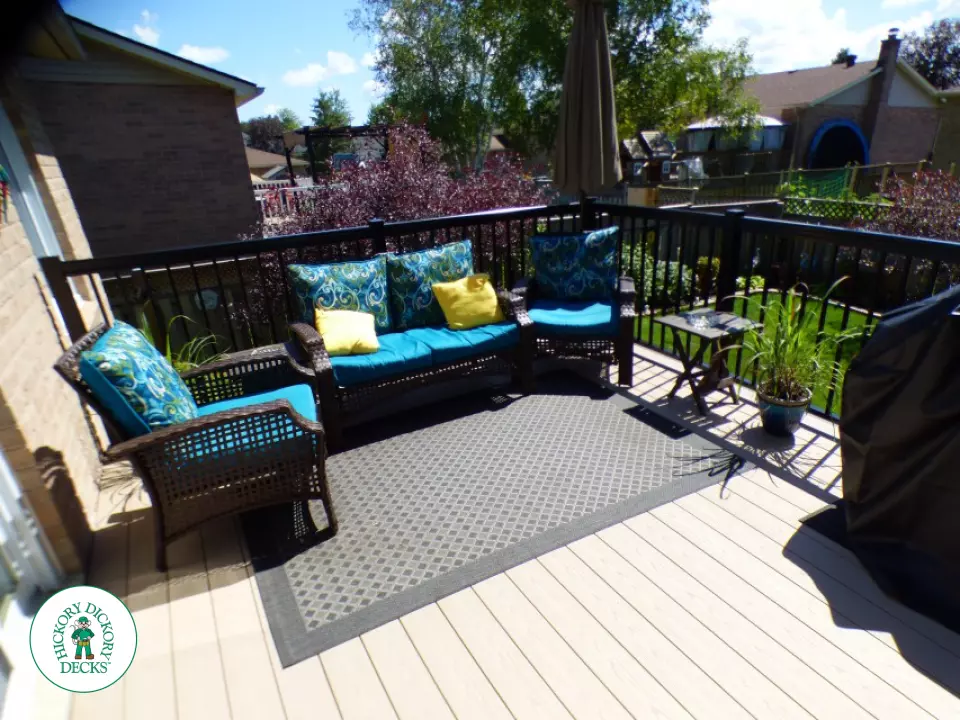 Azek deck with aluminum railings in Innisfil