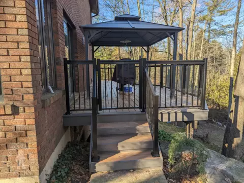 Deck Picture 4