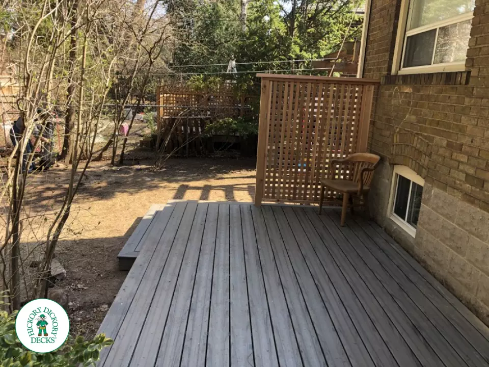 Armadillo low deck with privacy in Etobicoke