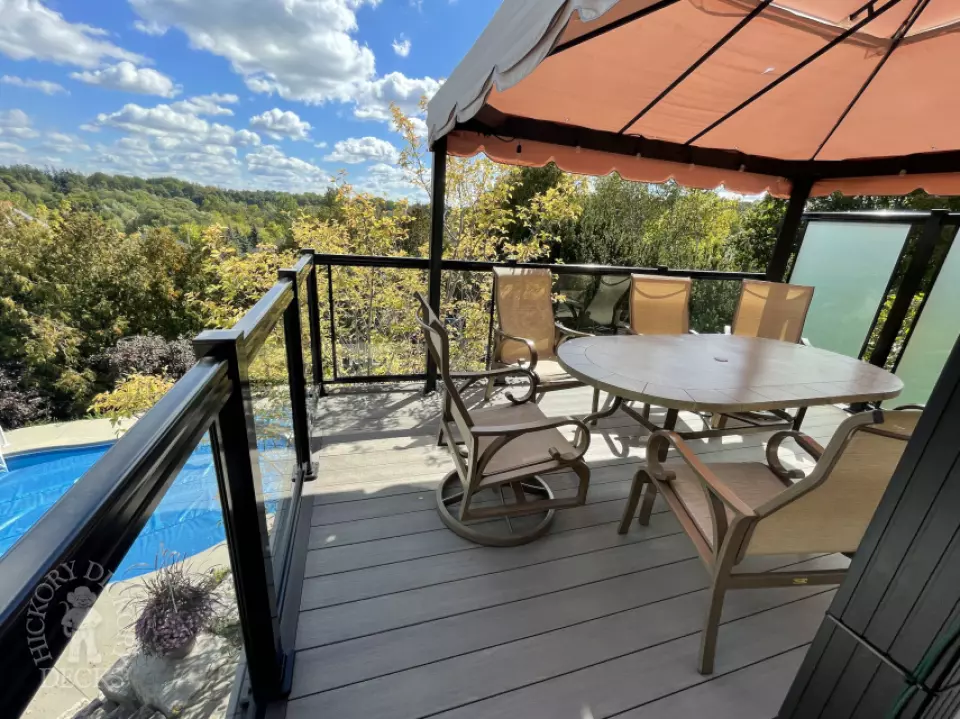 Azek High Deck with Glass Rail in Kitchener Azek High Deck with Glass Rail in Kitchener