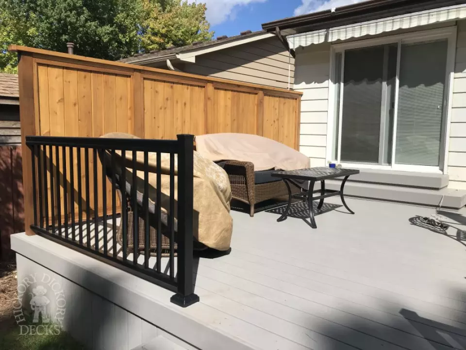 small clubhouse deck privacy