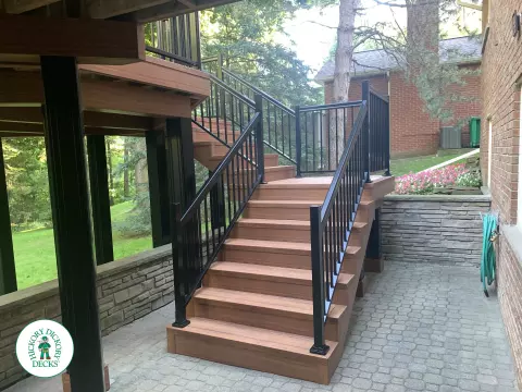 Zuri high deck in Mississauga with privacy screens and aluminum railings