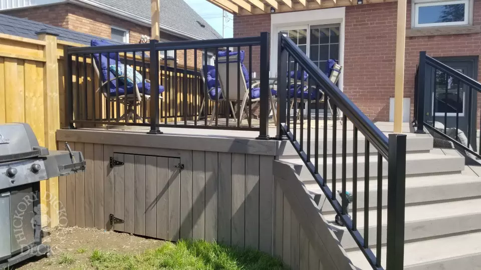 TruNorth Deck with Privacy and Pergola in Hamilton Mountain TruNorth Deck with Privacy and Pergola in Hamilton Mountain