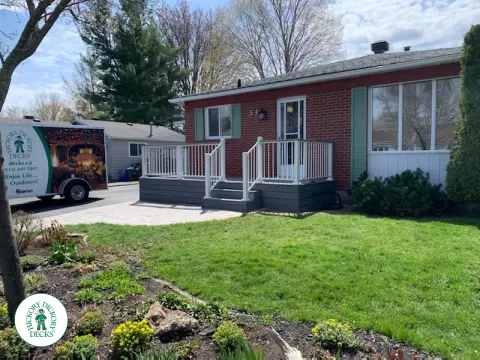 Fiberon Porch in Kanata Ontario