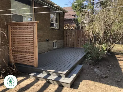 Armadillo low deck with privacy in Etobicoke
