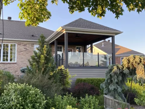 Fiberon Deck with Custom Roof in Ottawa