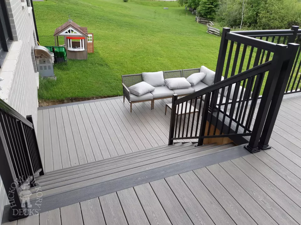 Deck Picture 3