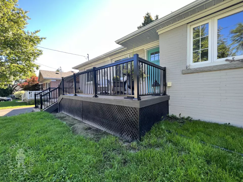 Deck Picture 3 Deck Picture 3