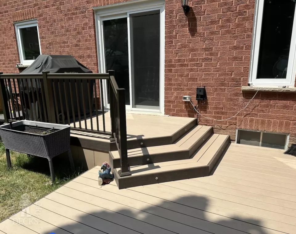 Clubhouse deck with privacy screens in Newmarket