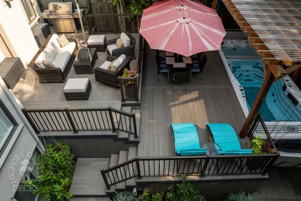 Clubhouse hot tub deck with pergola in North York