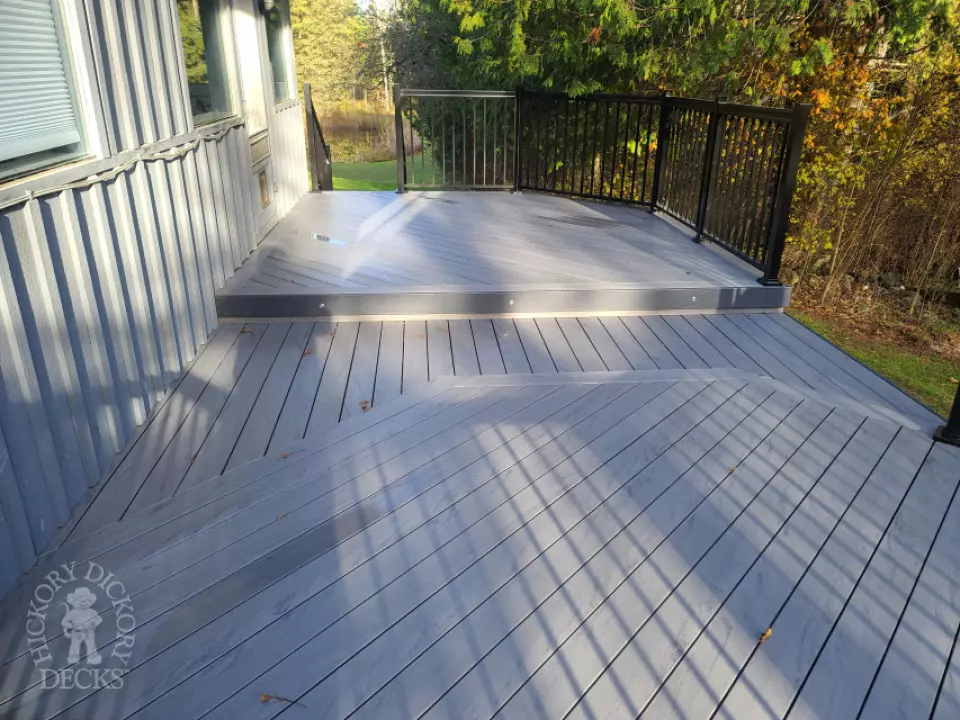 TruNorth deck with aluminum railing and lights in Brampton