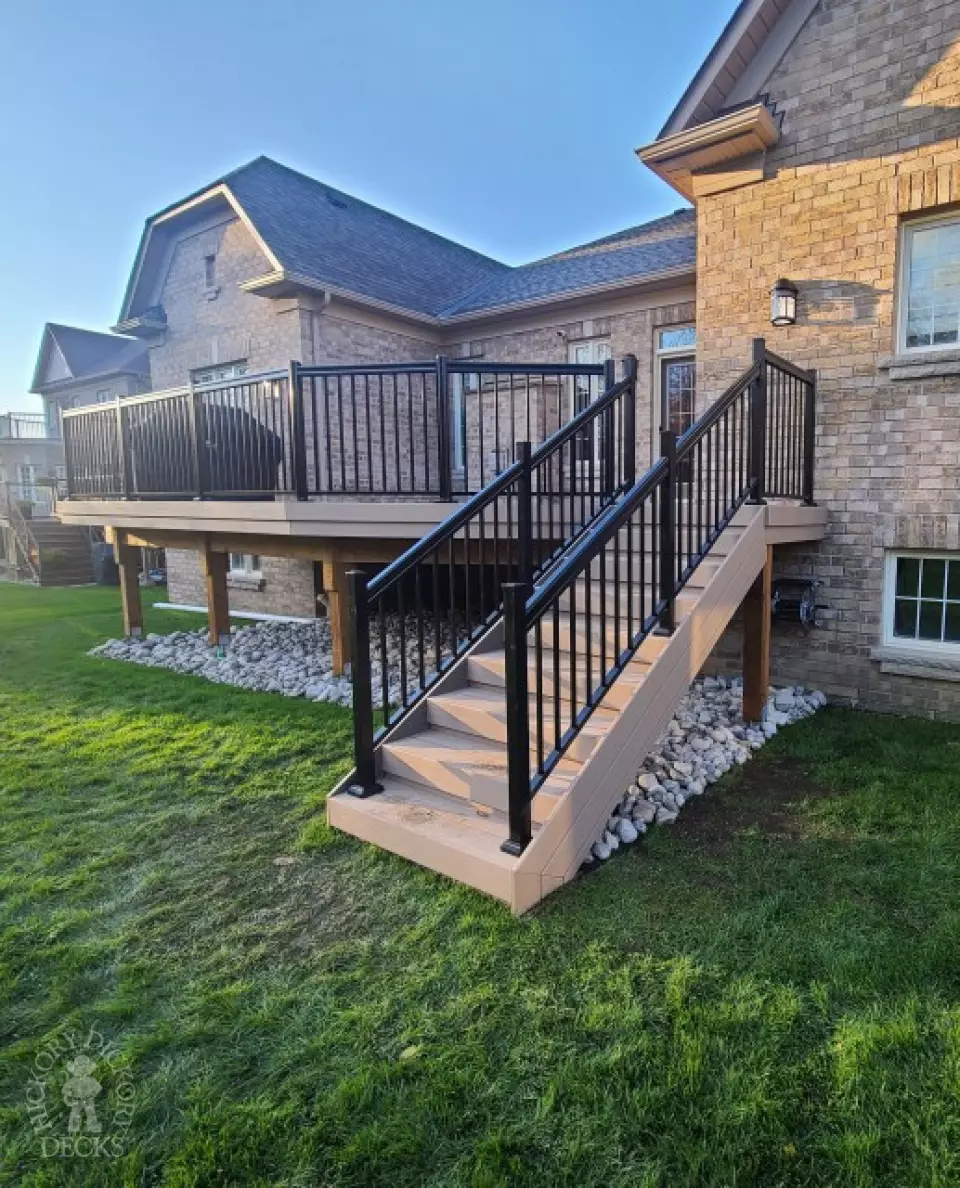 Clubhouse high deck with aluminum railing and stairs in Brampton