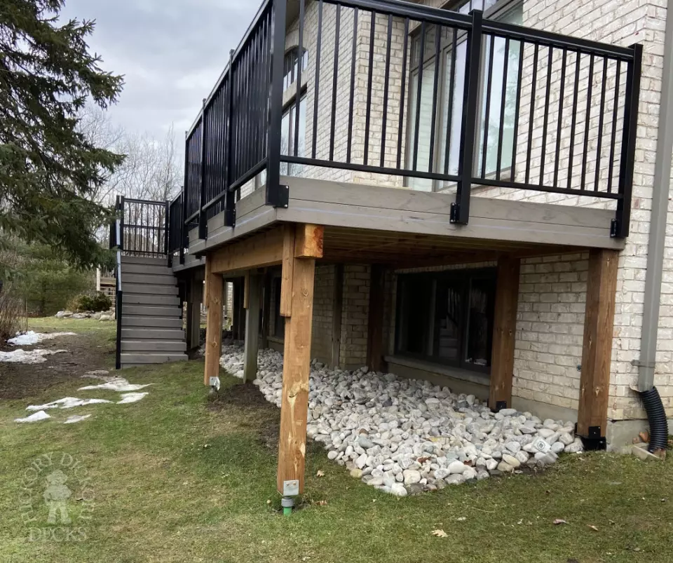 TruNorth Deck with Aluminum Railing and Stairs in London TruNorth Deck with Aluminum Railing and Stairs in London