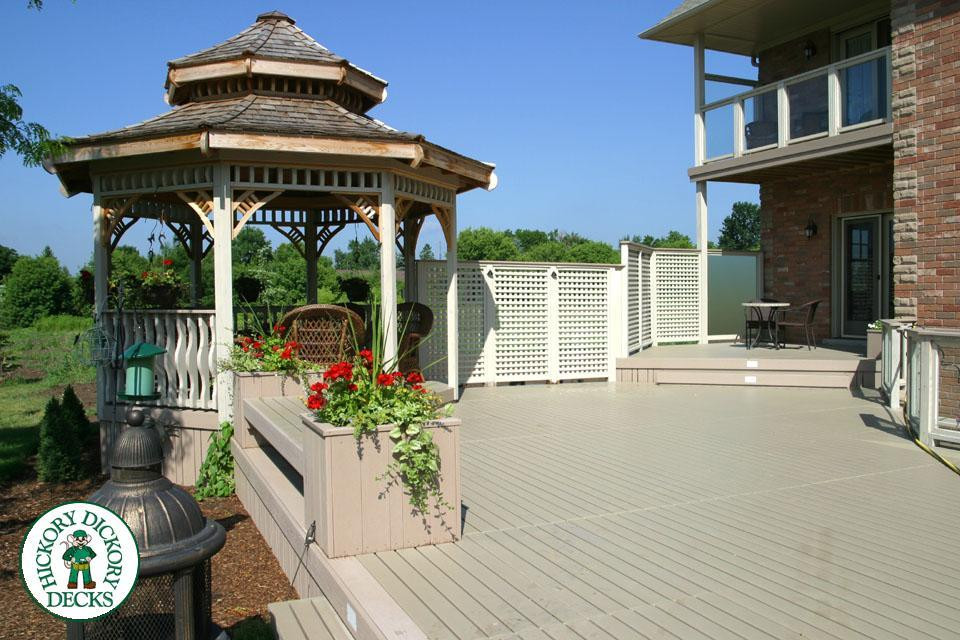Deck Picture 17