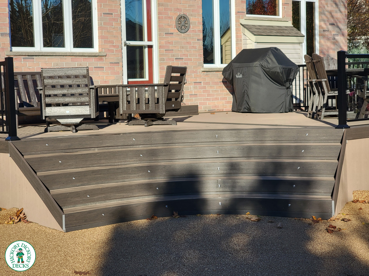Clubhouse deck with curves and aluminum railing in St. Thomas