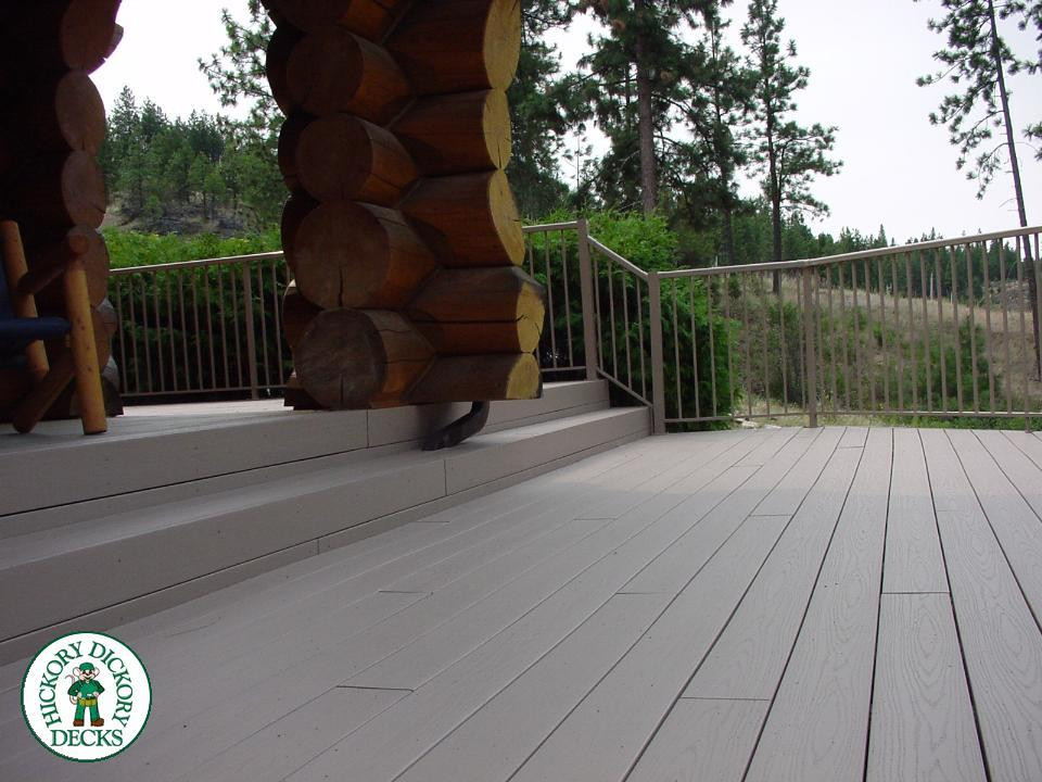 Deck Picture 9