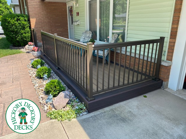 Fiberon Front Porch with Aluminum Railing in St. Catharines