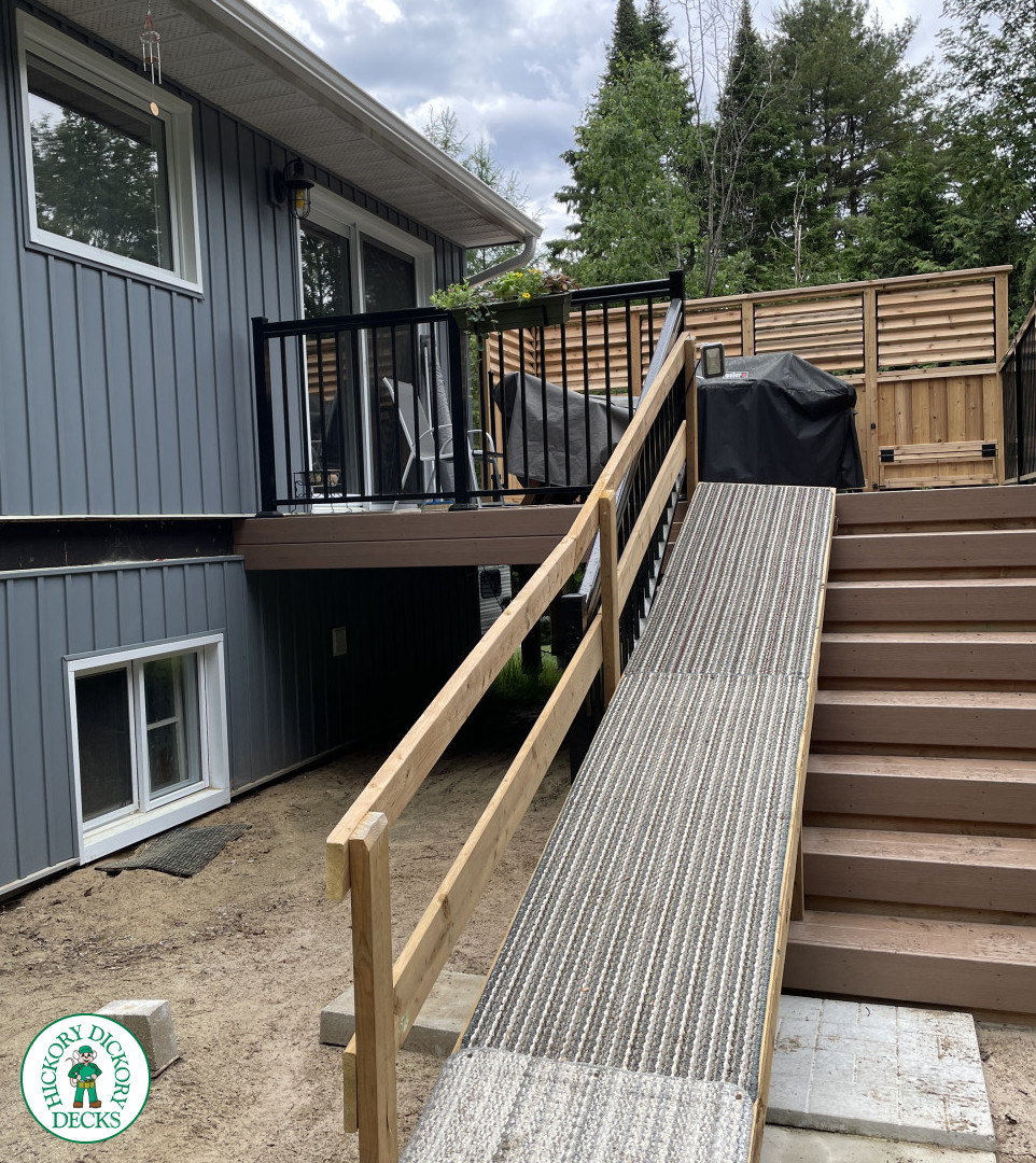 Veka deck with privacy in Bracebridge