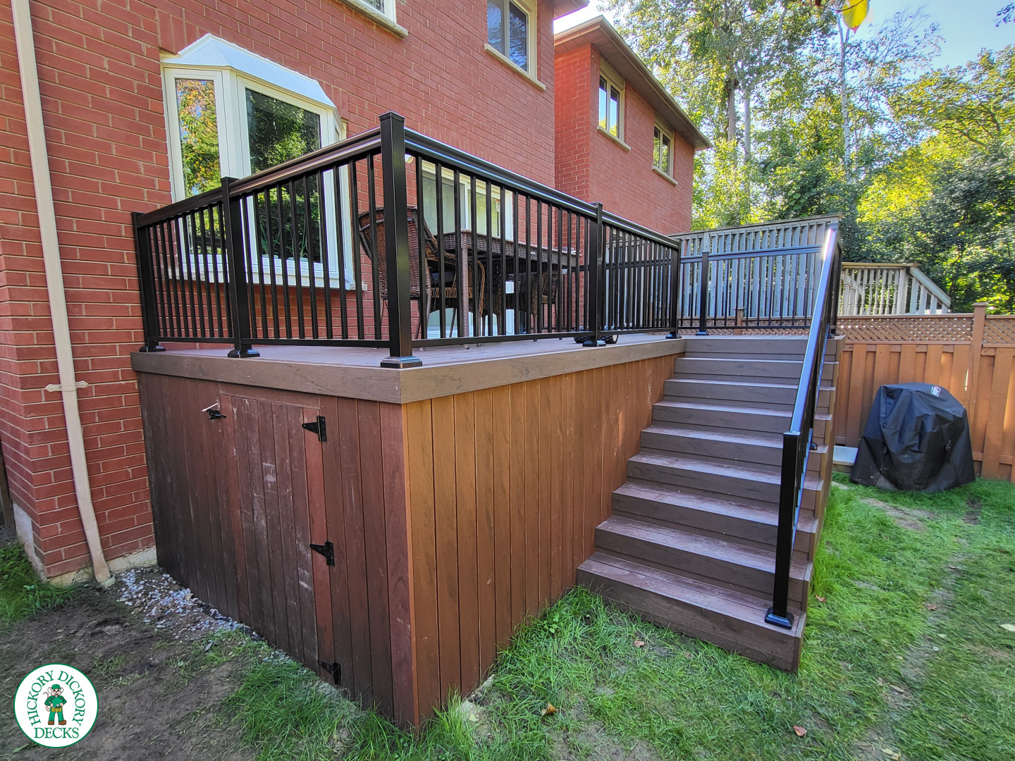 Trunorth deck with rails