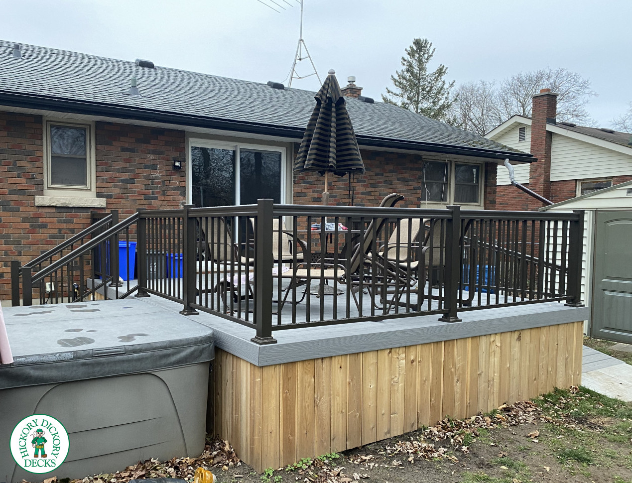 Fiberon deck with ramp and aluminum railing in St. Catharines