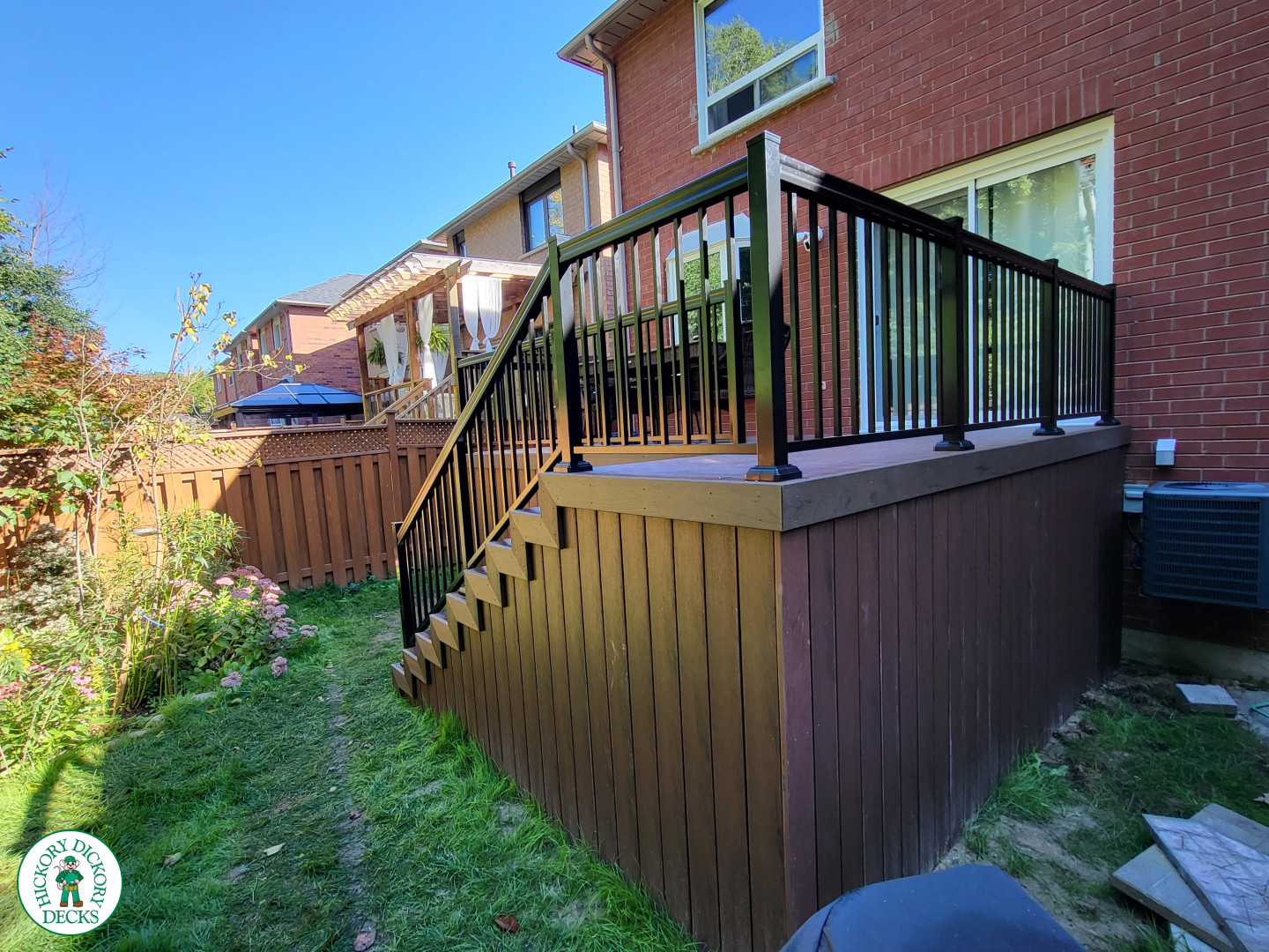 Trunorth deck with rails